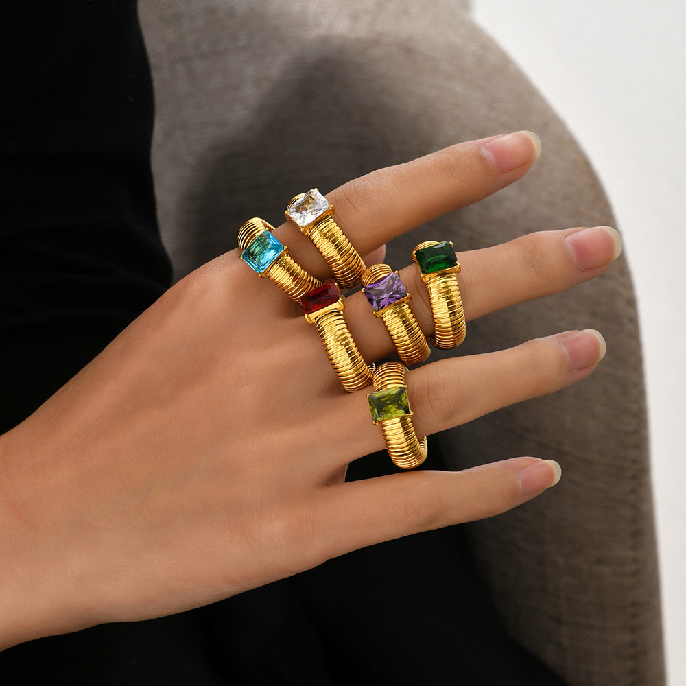Sprial Ring For Women Men Luxu - Men'S Accessories Hand Bands 评论和价格